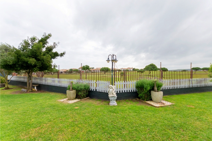 4 Bedroom Property for Sale in Country Club Western Cape